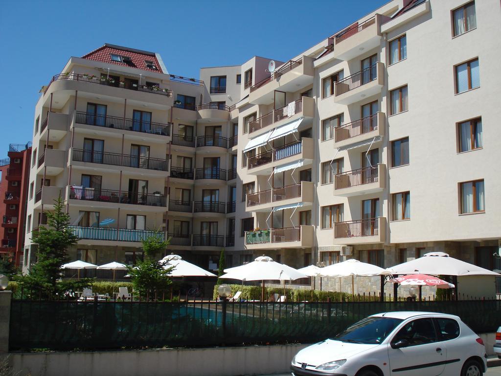 Summer Breeze Apartments Sunny Beach Eksteriør billede