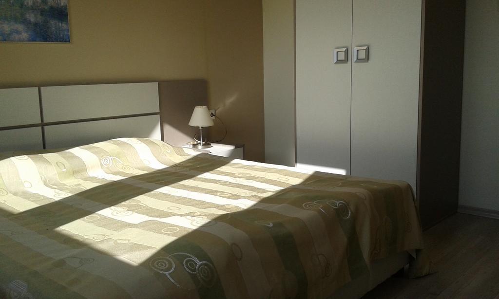 Summer Breeze Apartments Sunny Beach Eksteriør billede
